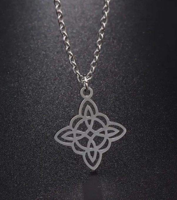 Collier Noeud de Sorcière