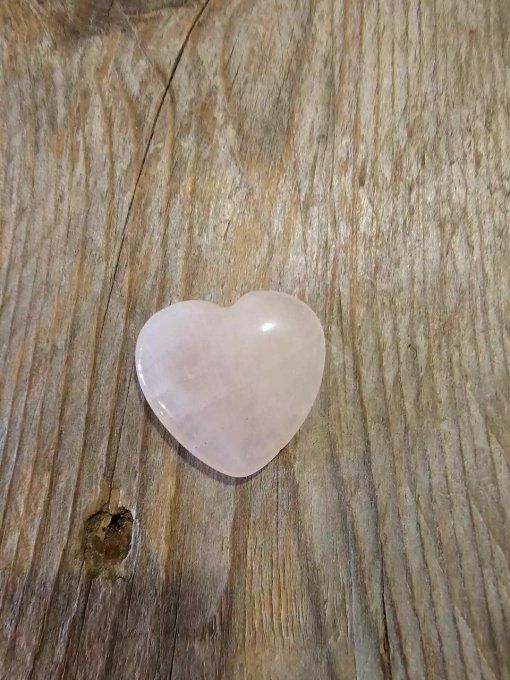 Pierre naturelle Quartz Rose Cœur